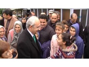 Akülü Tekerlekli Sandalye Hediye Etti