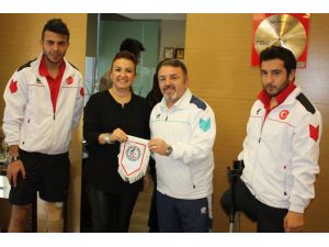 Ampute Milli Takımının Sağlığı Medical Park’a Emanet