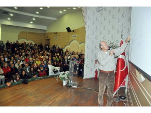 Cezaevine Girmeden Önce Son Dersini Verdi