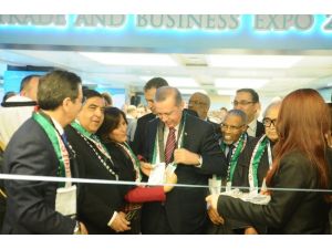 Filistin Atkısı Takıp, Sergi Açılışı Yaptı