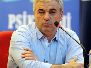Türk Futboluna Zarar Veriyor