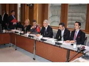 Ab Bakanı Bozkır’ın İsveç Temasları