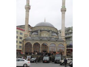 Çevre Ve Şehircilik Bakanı Güllüce Rize’de