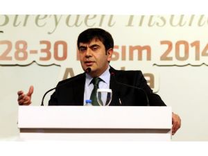 Milli Eğitim Müsteşarı: Andımızı Kaldırdık Diye Yediğimiz Küfrün Haddi Hesabı Yoktu