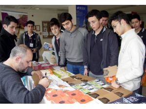 Şairler Öğrencilerle Buluştu
