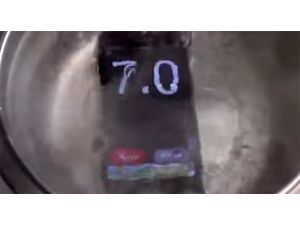 Iphone 6 Kaynar Suya Atıldı, Ya Sonra...