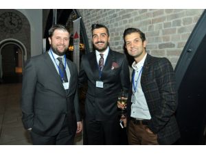 Milyar Dolarlık Kartvizitlere Yoğun İlgi