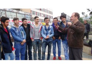 Gökyüzünde Kravat Bağlayacak