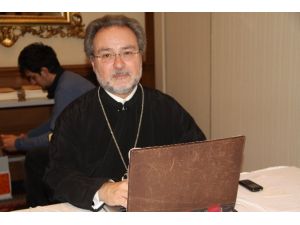 Papa, Barthelomous’un Daveti Üzerine Geldi