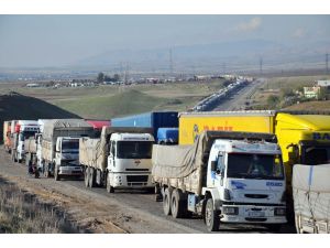 Habur Sınır Kapısında 20 Kilometrelik Kuyruk Oluştu