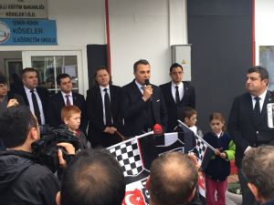 İzmirli Beşiktaşlılar Kınık’ta Okul Onardı