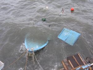 Balıkçı Teknesi Battı: 1 Ölü, 54 Kayıp