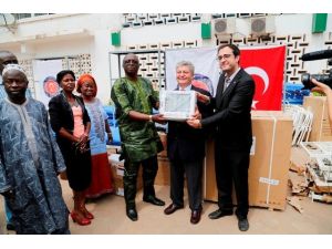 Tika’dan Gambiya’ya Ebola Salgını İle Mücadele Desteği