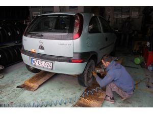 Soğuk Hava Kış Lastiklerini Taktırdı