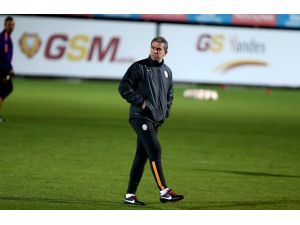 Hamzaoğlu, Galatasarayda İlk Antrenmanına Çıktı