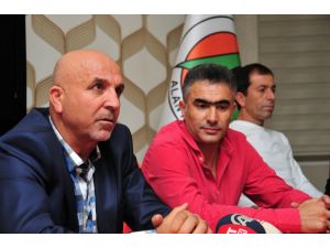 Alanyasporda Şok İstifa