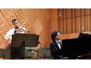 Cihat Aşkın Ve Küçük Arkadaşları Konseri