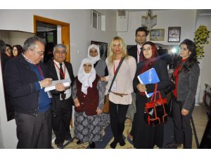 Bursagaz Sobadan Zehirlenen Aileleri Ziyaret Etti