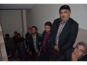 Soma İş-kur Önünde Kuyruk Oluştu