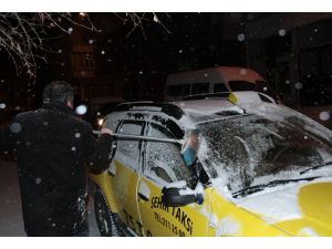Ardahana Kar Yağdı