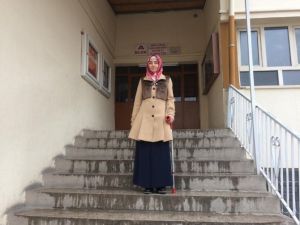 Ayşe Öğretmenden Ayakta Kalma Dersi