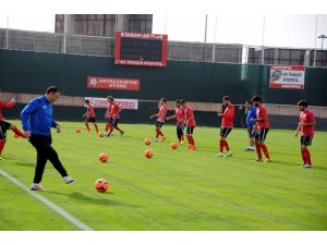 Antalyaspor, Albimo Alanyaspor Maçı Hazırlıklarını Sürdürdü