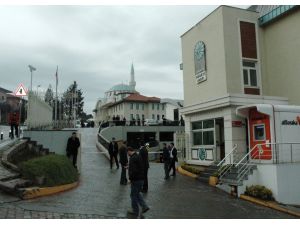 Başbakan Davutoğlu, İşadamı Fahreddin Tivnikli’nin Cenazesine Katıldı