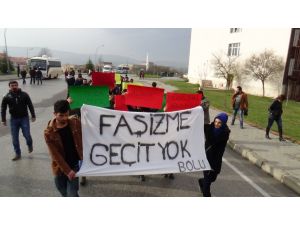 Arkadaşlarının Dövüldüğü İddiasıyla Yürüyüş Yaptılar