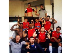 Trabzonsporlu Futbolculardan Beşiktaşa Gözdağı