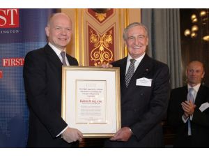 Rahmi Koça İngilterede Büyük Ödül