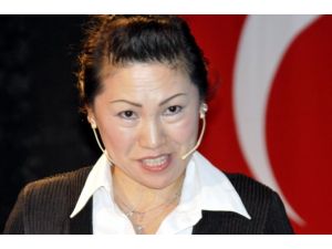 İstiklal Marşını Ezbere Okuyan Japon
