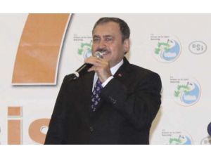 ’’Bıyıklarım Yerinde’’