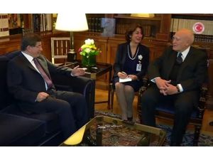 Davutoğlu, Yunanistan Cumhurbaşkanı İle Görüştü