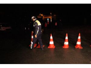 Tarihi Köprüler Yaya Ve Araç Trafiğine Kapatıldı
