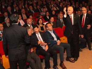 Mhp Kongresinde Divan Başkanlığı Gerginliği