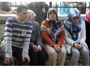 Şehit Polise Gözü Yaşlı Veda