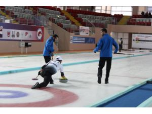 Erzurum’da, Curling Heyecanı