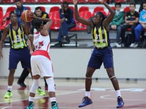 İlk Yenilgiyi F.bahçe Tattırdı