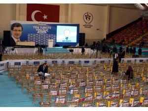 Ahmet Davutoğlu’na Sürpriz Hazırlık