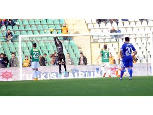 Bursasporlu Futbolcular Farklı Galibiyetten Memnun