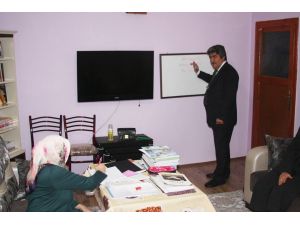 (Özel Haber) Gülşah Evde Eğitimle Yaşama Tutundu