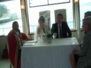 Lüks Yattaki ‘Sahte Nikah’a Polis Baskını