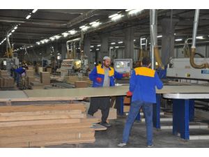 İnegöllü Firmalar İranlılara Mobilyacılığı Öğretti