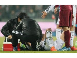 Beşiktaşlı Futbolcu Ameliyat Oldu