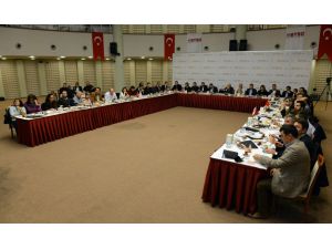 Btso Sektörel Analiz Toplantıları İş Dünyasına Yön Veriyor