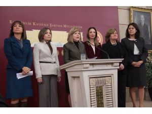 Chp’li Kadın Milletvekillerinden Şura Raporuna Tepki
