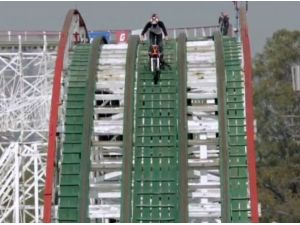 Tam Bir Çılgınlık !