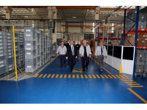 Dünyaya Bursa İmzası