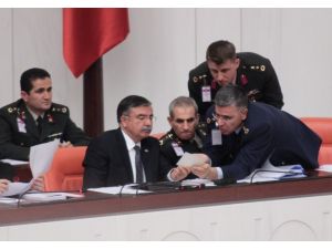 Profesyonel Askerliğe Geçmeyi Doğru Bulmuyoruz