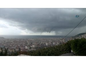 Denizde Korkutan Manzara